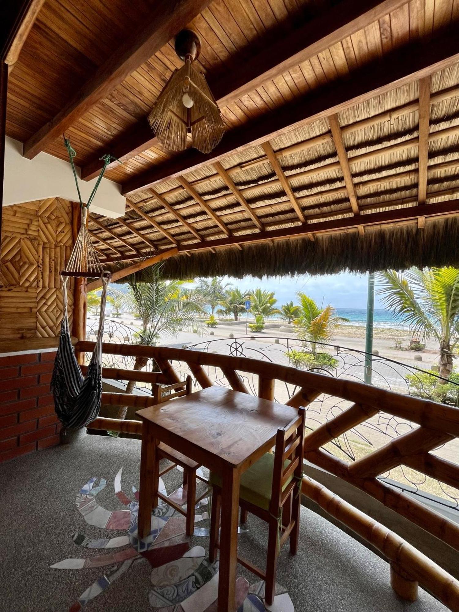 Victor Hugo Hotel Puerto Lopez Luaran gambar