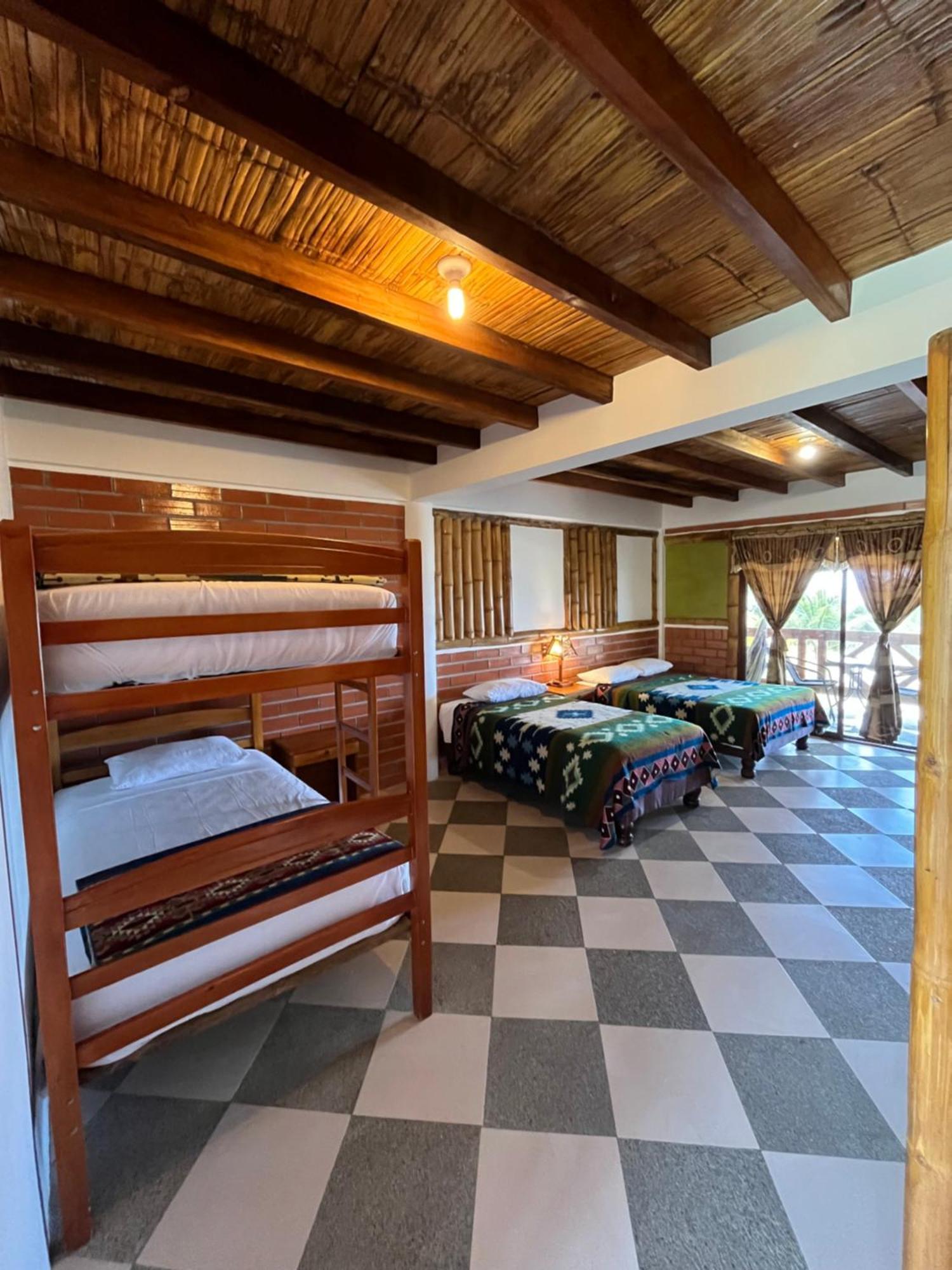Victor Hugo Hotel Puerto Lopez Luaran gambar